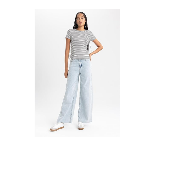 DeFacto Kadın Slim Fit Bisiklet Yaka Kısa Kollu Tişört