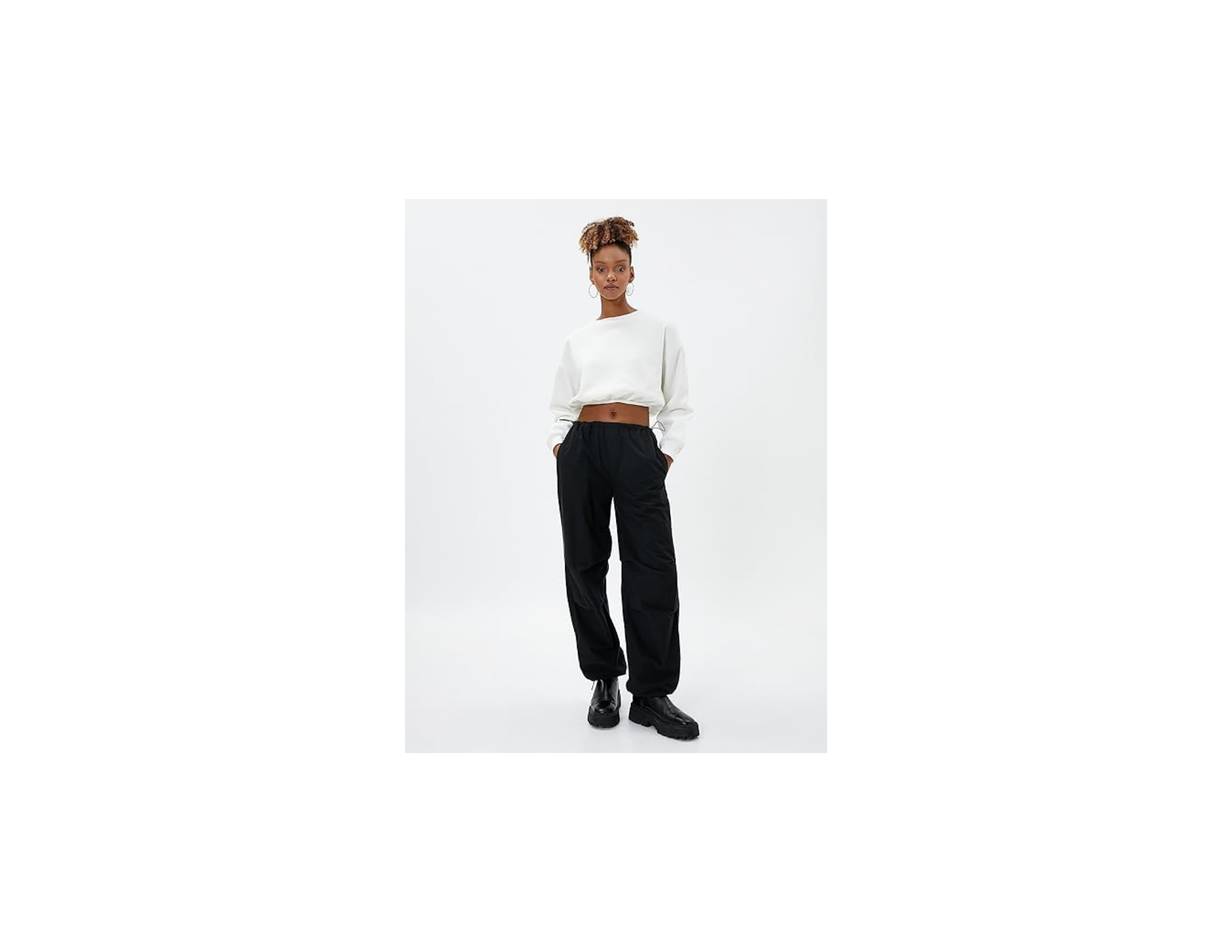 Şardonlu Crop Sweatshirt Bisiklet Yaka Beli Ribanalı Uzun Kollu