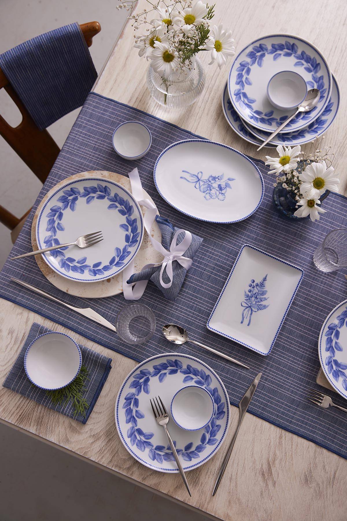 Kütahya Porselen Silva Blu 14 Parça 6 Kişilik Kahvaltı Takımı thumbnail